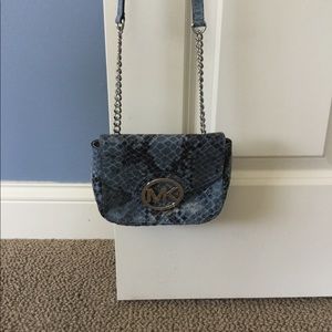 Michael kors crossbody
